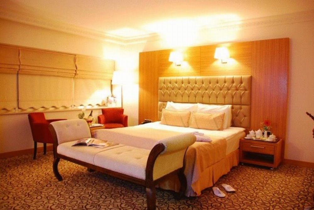 Room 1